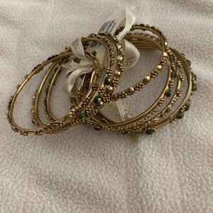NWT Amrita Singh Gold-Tone Beaded Bangle Bracelet Set with Green Emerald Accents